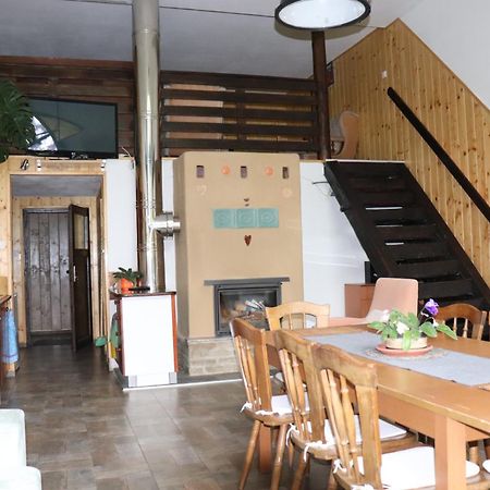 Hostinec Stará Krčma Stratená Exterior foto
